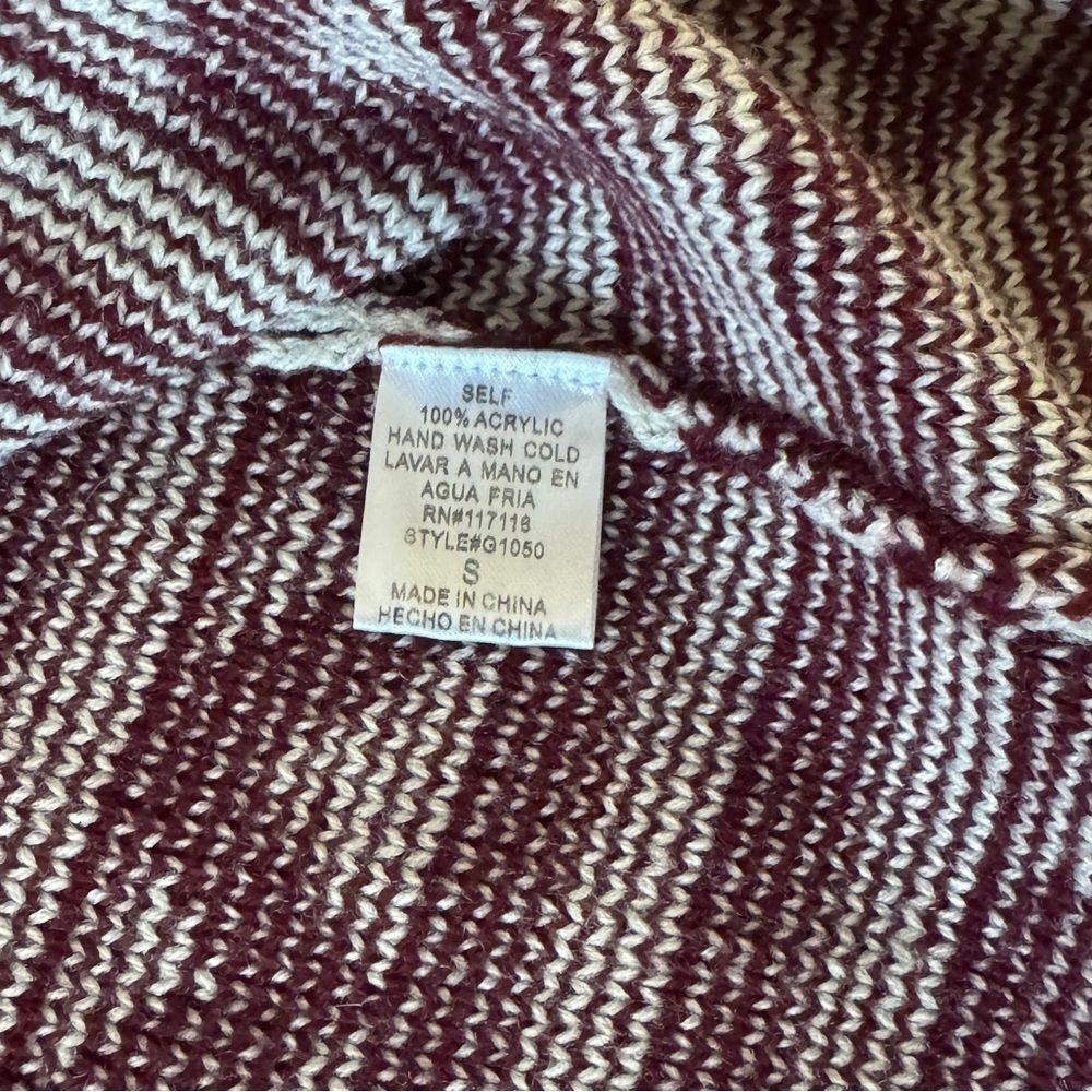 Kate Collection Women's Burgundy and Cream Geometric Cardigan Size Small - Picture 7 of 9